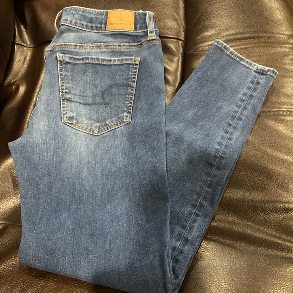 American Eagle Outfitters Denim - American eagle blue jeans